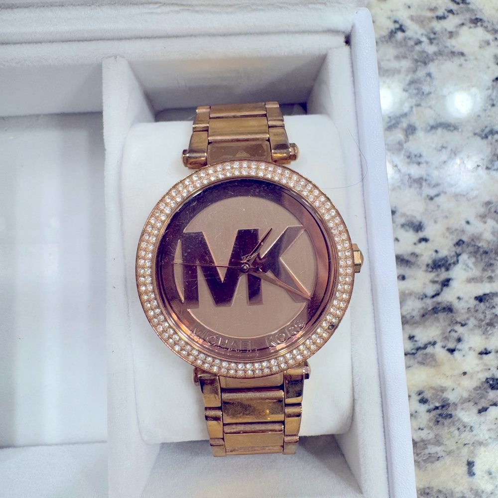 Michael Kors rose gold watch